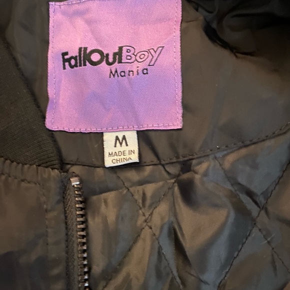 2017 Black and Purple Fall Out Boys Mania Tour Jacket - Picture 4 of 7